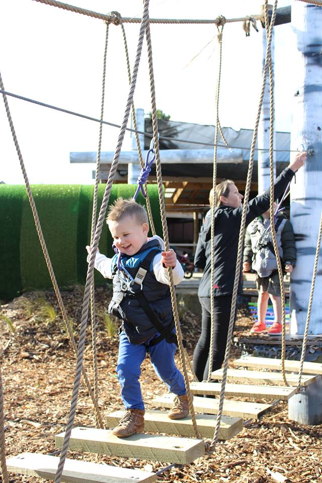 新西蘭「火箭繩索樂園」．2歲BB都瘋狂