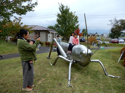 「巨型昆蟲」出沒注意‧旅日「親子爬」