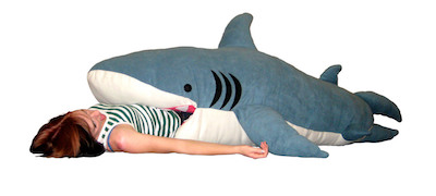 超酷「巨鯊」睡袋．瞓得霸氣